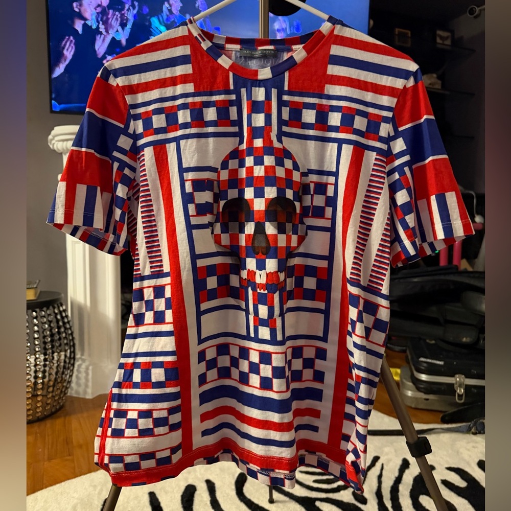 Alexander McQueen Checkered Skull Red and Blue Tee sz 42 Women’s Medium